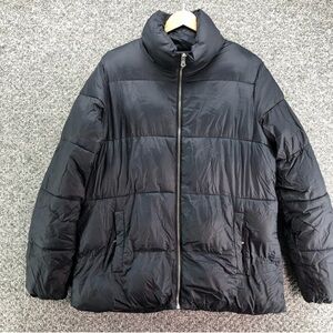 Old Navy woman’s Flannel lined puffer in black size Large